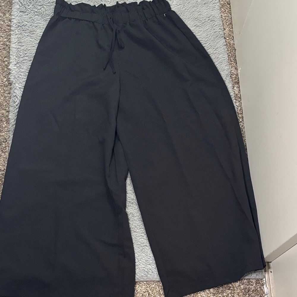 SHEIN Black Curve 1XL Pants